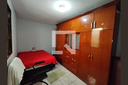 Quarto de casa para alugar com 2 quartos, 100m² em Jardim Santa Rosa, Ferraz de Vasconcelos