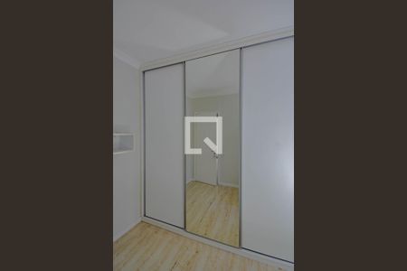Quarto 2 de apartamento para alugar com 2 quartos, 57m² em Vila Marchi, São Bernardo do Campo