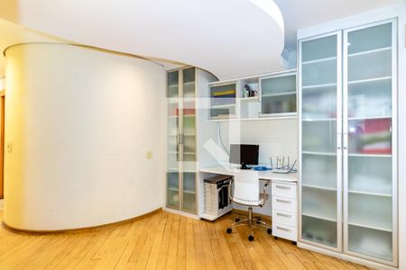 Apartamento à venda com 228m², 4 quartos e 4 vagasHall dos Quartos