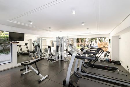 Apartamento à venda com 228m², 4 quartos e 4 vagasÁrea comum - Academia