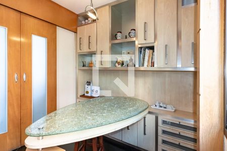 Apartamento à venda com 228m², 4 quartos e 4 vagasCopa