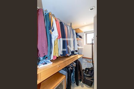 Apartamento à venda com 228m², 4 quartos e 4 vagasQuarto 1