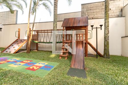 Apartamento à venda com 228m², 4 quartos e 4 vagasÁrea comum - Playground