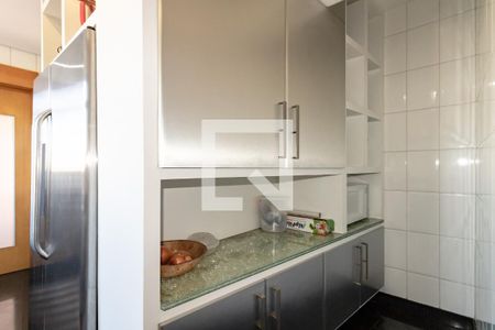 Apartamento à venda com 228m², 4 quartos e 4 vagasCozinha