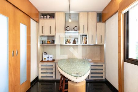 Apartamento à venda com 228m², 4 quartos e 4 vagasCopa