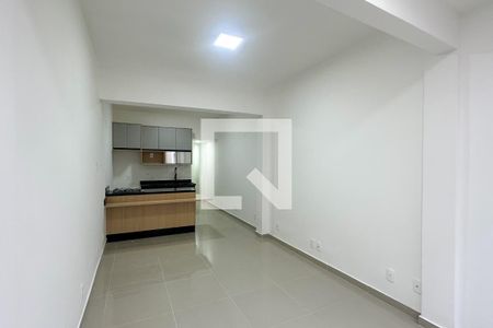 Sala/Cozinha de kitnet/studio à venda com 1 quarto, 40m² em Copacabana, Rio de Janeiro