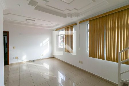 Apartamento à venda com 3 quartos, 219m² em Padre Eustáquio, Belo Horizonte