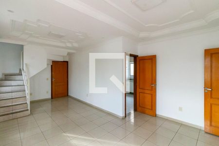 Apartamento à venda com 3 quartos, 219m² em Padre Eustáquio, Belo Horizonte