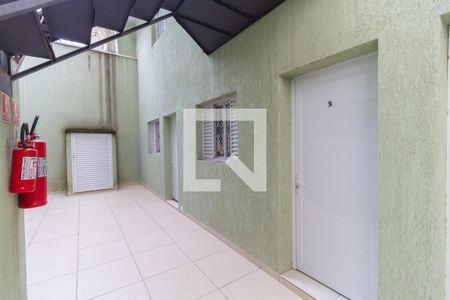 Studio para alugar com 24m², 1 quarto e sem vaga Studio para alugar com 24m², 1 quarto e sem vagaEntrada
