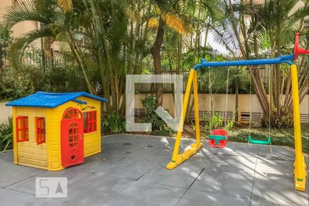 Apartamento à venda com 112m², 2 quartos e 2 vagas Apartamento à venda com 112m², 2 quartos e 2 vagasÁrea comum - Playground