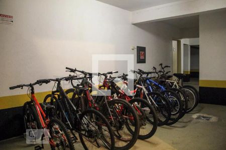 Apartamento à venda com 112m², 2 quartos e 2 vagas Apartamento à venda com 112m², 2 quartos e 2 vagasBicicletário