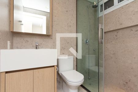 Apartamento à venda com 112m², 2 quartos e 2 vagas Apartamento à venda com 112m², 2 quartos e 2 vagasBanheiro da Suíte 1