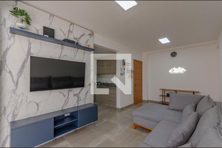 Sala de apartamento à venda com 3 quartos, 160m² em Heliópolis, Belo Horizonte