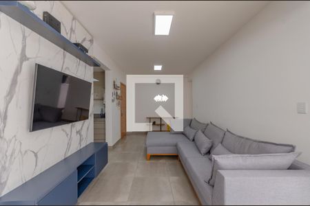 Sala de apartamento à venda com 3 quartos, 160m² em Heliópolis, Belo Horizonte