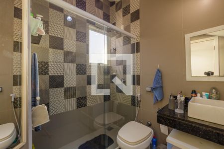 Casa de condomínio à venda com 303m², 4 quartos e 2 vagasBanheiro da Suíte 3