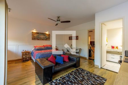 Casa de condomínio à venda com 303m², 4 quartos e 2 vagasSuíte 1