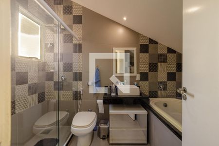 Casa de condomínio à venda com 303m², 4 quartos e 2 vagasBanheiro da Suíte 3