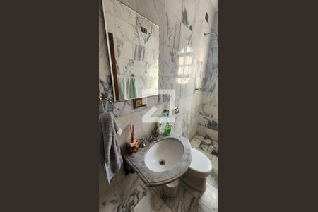 Casa para alugar com 30m², 7 quartos e 3 vagasBanheiro 3