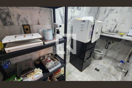 Casa para alugar com 30m², 7 quartos e 3 vagasBanheiro 1