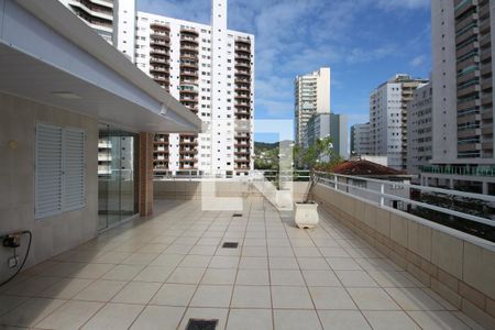 Apartamento para alugar com 220m², 3 quartos e 1 vaga Apartamento para alugar com 220m², 3 quartos e 1 vagaVaranda 2