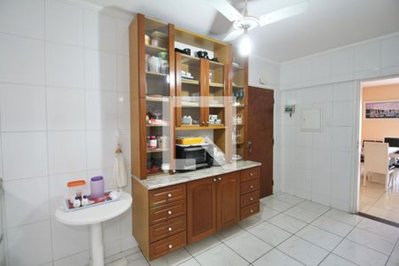 Apartamento para alugar com 220m², 3 quartos e 1 vaga Apartamento para alugar com 220m², 3 quartos e 1 vagaCozinha