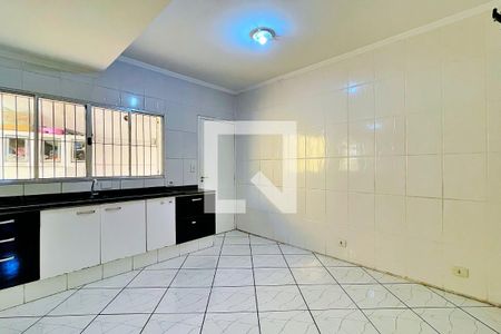 Cozinha de casa para alugar com 3 quartos, 140m² em Parque Jurema, Guarulhos
