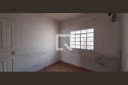 Casa à venda com 2 quartos, 180m² em Veloso, Osasco
