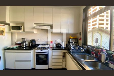 Cozinha de apartamento para alugar com 3 quartos, 212m² em Barreiro, Belo Horizonte