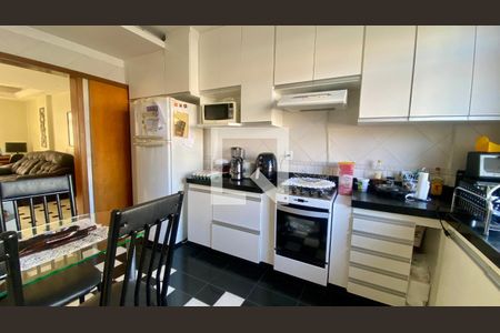 Cozinha de apartamento para alugar com 3 quartos, 212m² em Barreiro, Belo Horizonte