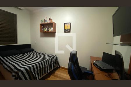 Apartamento à venda com 212m², 3 quartos e 2 vagas Apartamento à venda com 212m², 3 quartos e 2 vagasQuarto 3