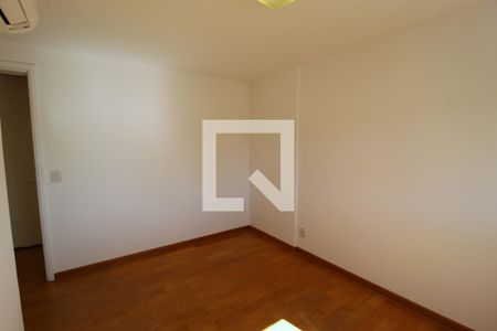 Apartamento à venda com 200m², 3 quartos e 3 vagasQuarto 2 - Suíte