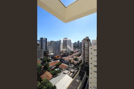 Apartamento à venda com 200m², 3 quartos e 3 vagasVista da Suíte 1