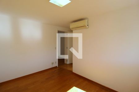 Apartamento à venda com 200m², 3 quartos e 3 vagasQuarto 1 - Suíte