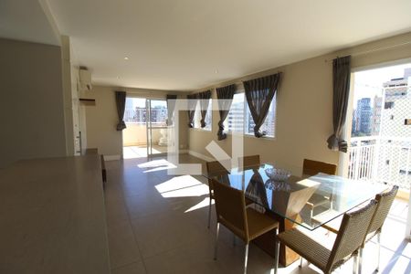 Apartamento à venda com 200m², 3 quartos e 3 vagasSala