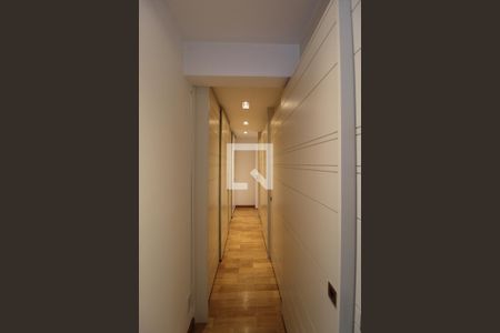 Apartamento à venda com 200m², 3 quartos e 3 vagasCloset da Suíte 3