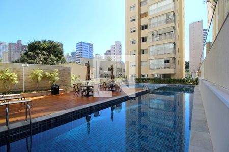 Apartamento à venda com 200m², 3 quartos e 3 vagasÁrea Comum - Piscina