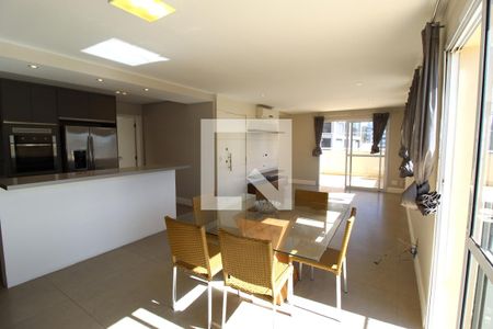 Apartamento à venda com 200m², 3 quartos e 3 vagasSala