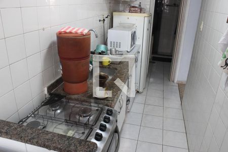 Cozinha de apartamento para alugar com 1 quarto, 53m² em Itararé, São Vicente