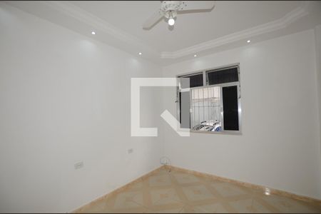 Sala de apartamento para alugar com 2 quartos, 70m² em Vista Alegre, Rio de Janeiro