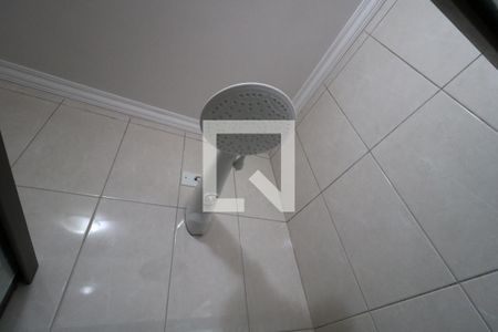 Casa à venda com 192m², 3 quartos e 4 vagasBanheiro Social - Chuveiro Elétrico