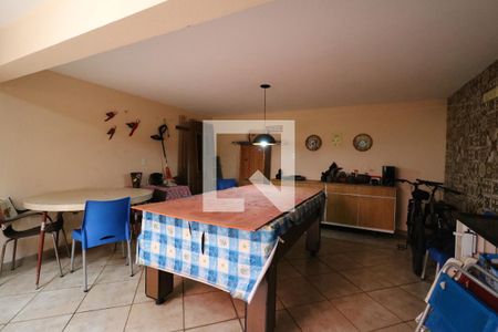 Casa à venda com 192m², 3 quartos e 4 vagasÁrea Social