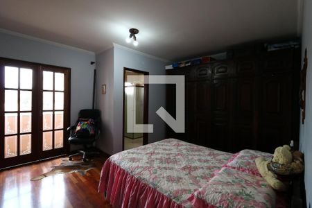 Casa à venda com 192m², 3 quartos e 4 vagasSuíte