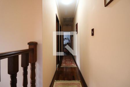 Casa à venda com 192m², 3 quartos e 4 vagasCorredor dos Quartos