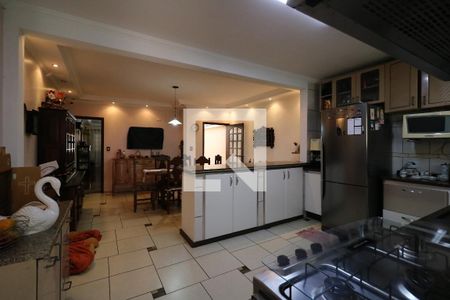 Casa à venda com 192m², 3 quartos e 4 vagasCozinha