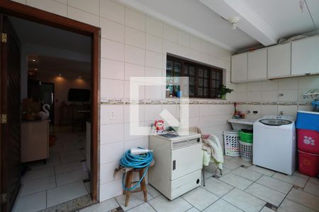 Casa à venda com 192m², 3 quartos e 4 vagasÁrea de Serviço