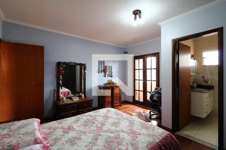 Casa à venda com 192m², 3 quartos e 4 vagasSuíte