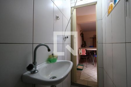 Casa à venda com 192m², 3 quartos e 4 vagasLavabo da Área Social