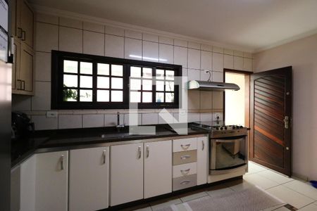 Casa à venda com 192m², 3 quartos e 4 vagasCozinha