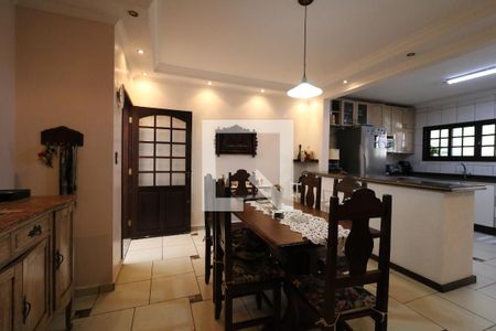 Casa à venda com 192m², 3 quartos e 4 vagasCozinha