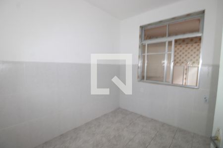 Quarto 2 de casa de condomínio para alugar com 2 quartos, 54m² em Vaz Lobo, Rio de Janeiro